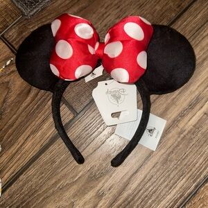 Disney Black and Red Minnie Mouse Headband